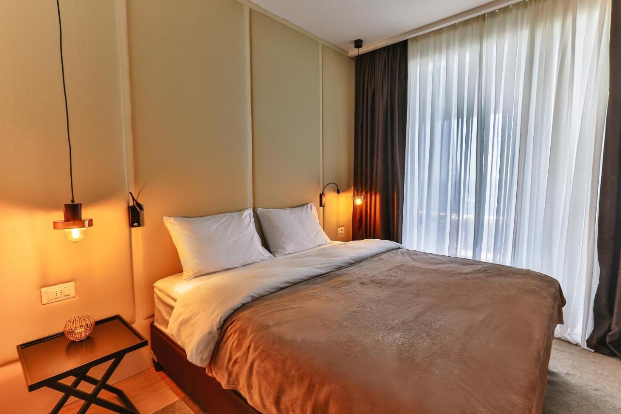 Green Stone Apartments Hotel Rafailovići Zewnętrze zdjęcie
