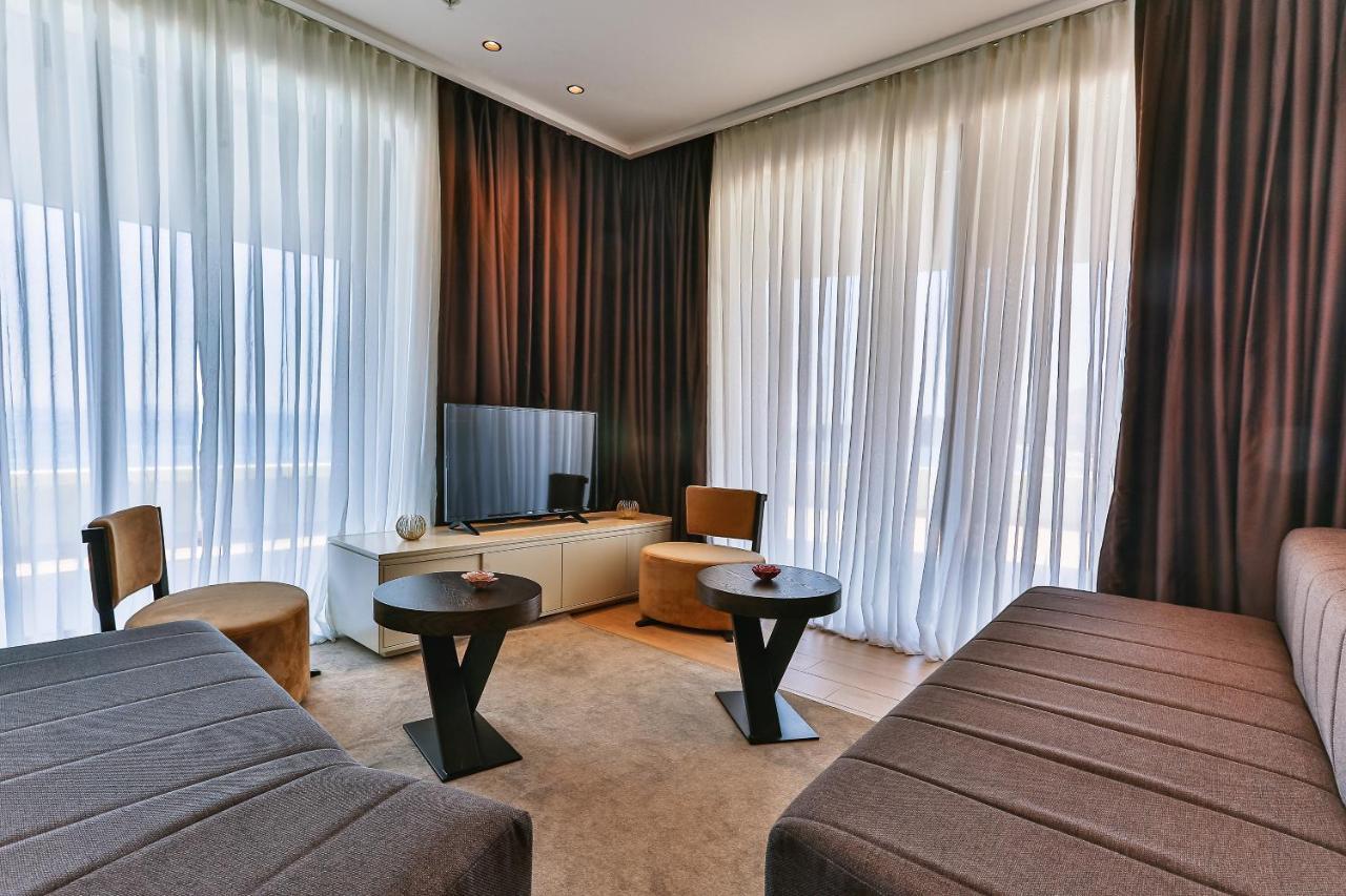 Green Stone Apartments Hotel Rafailovići Zewnętrze zdjęcie