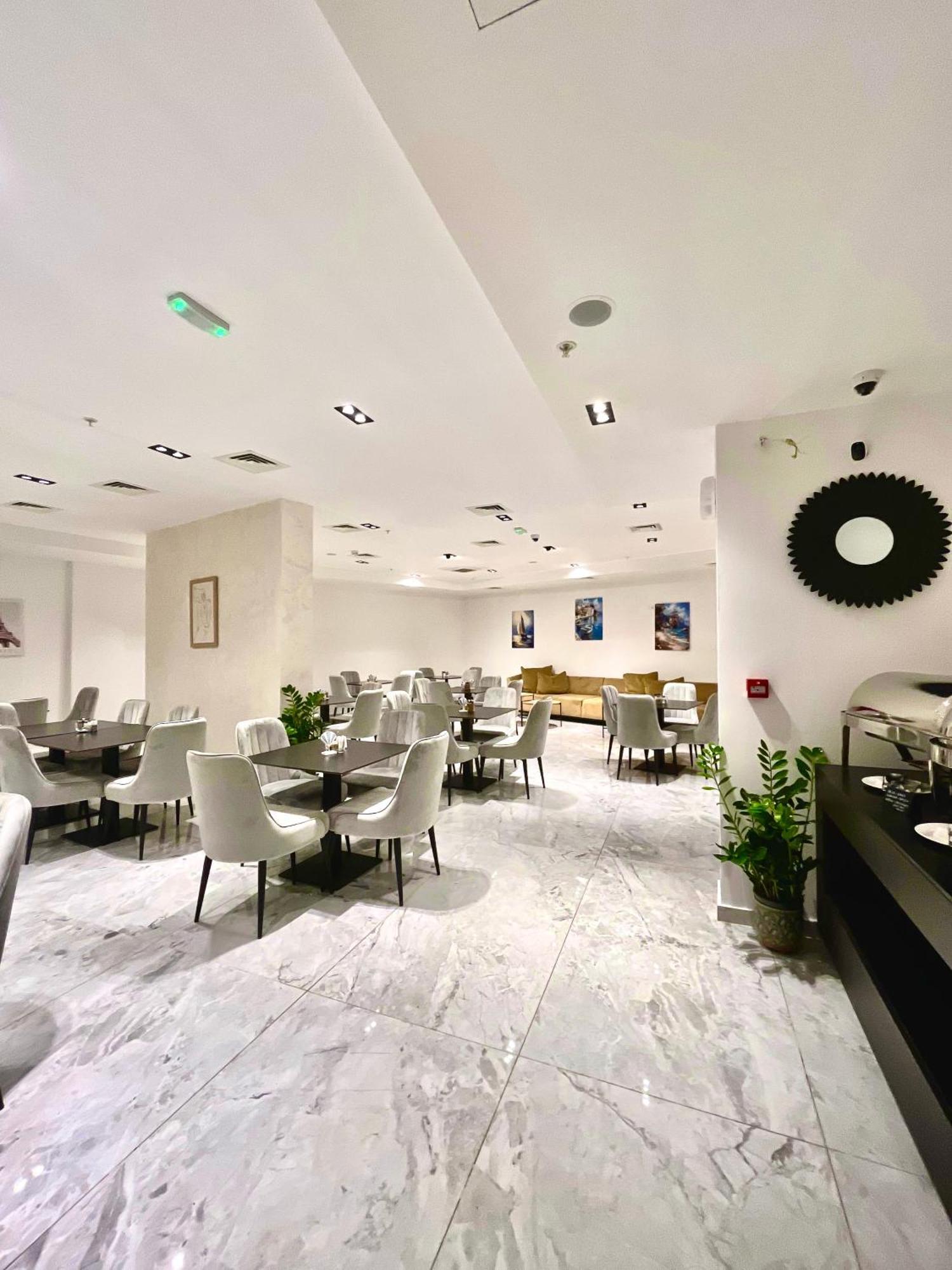 Green Stone Apartments Hotel Rafailovići Zewnętrze zdjęcie